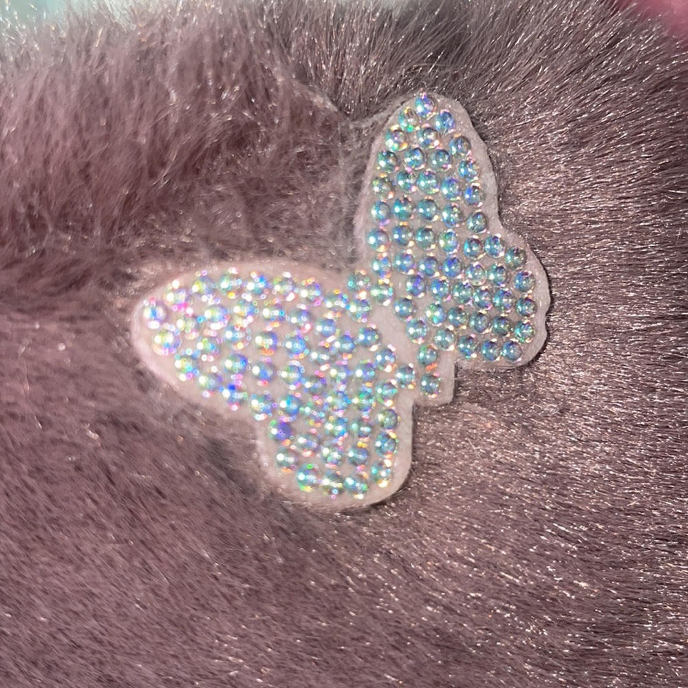 Slippers - Picture 2 of 3